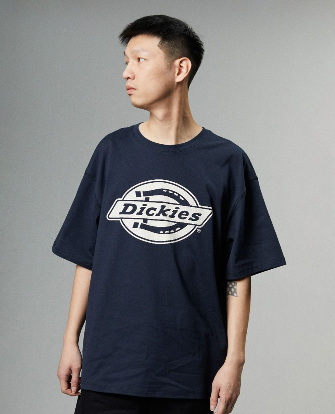 DICKIES - Áo thun unisex cổ tròn tay ngắn New Big Logo