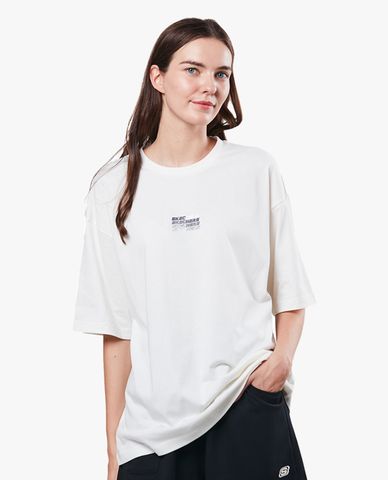  SKECHERS - Áo thun unisex ngắn tay phom suông Pokémon 