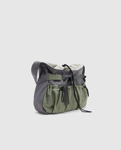  URBAN REVIVO - Túi đeo vai unisex phom chữ nhật phối dây rút 