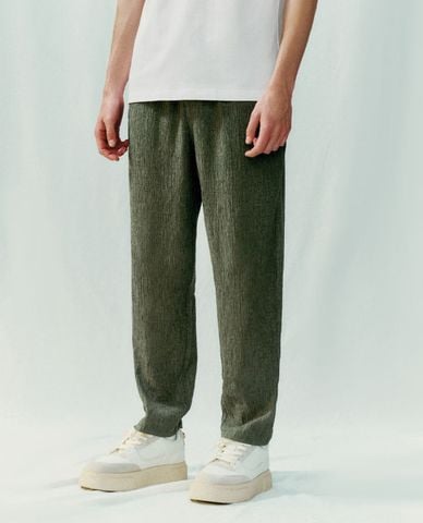  URBAN REVIVO - Quần nam ống đứng lưng thun Elastic Waist Straight 