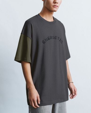  URBAN REVIVO - Áo thun nam cổ tròn tay ngắn Letter Printed 