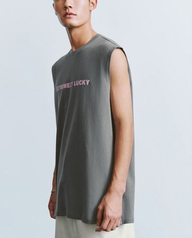  URBAN REVIVO - Áo ba lỗ nam cổ tròn phối hình in trẻ trung Letter 