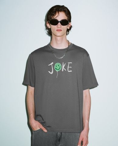  URBAN REVIVO - Áo thun nam cổ tròn tay ngắn Printed 