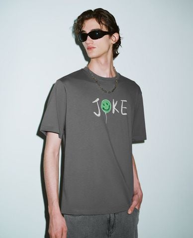  URBAN REVIVO - Áo thun nam cổ tròn tay ngắn Printed 