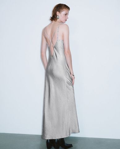  URBAN REVIVO - Đầm hai dây midi xẻ tà thời thượng 