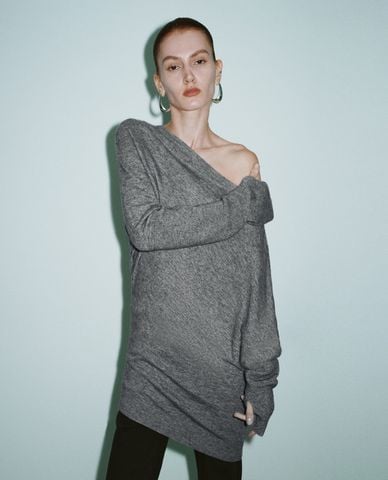  URBAN REVIVO - Áo kiểu nữ tay dài phom ôm Loose 