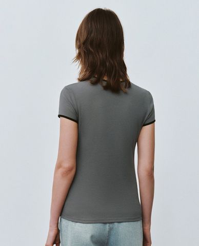  URBAN REVIVO - Áo thun nữ cổ tròn tay ngắn Skinny 