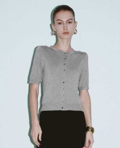  URBAN REVIVO - Áo khoác cardigan nữ cổ tròn tay ngắn 