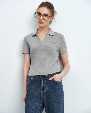  URBAN REVIVO - Áo polo nữ cổ bé tay ngắn phom croptop 
