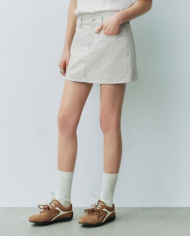  URBAN REVIVO - Chân váy denim mini thời trang 