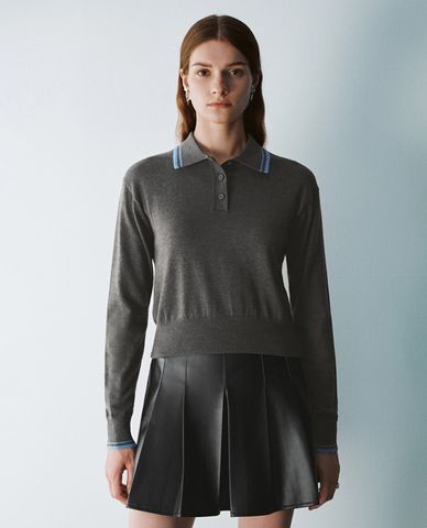  URBAN REVIVO - Áo dệt kim nữ cổ bẻ tay dài phối nút Straight 