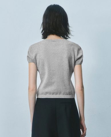  URBAN REVIVO - Áo khoác dệt kim nữ tay ngắn phom croptop 
