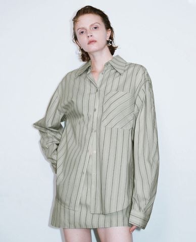  URBAN REVIVO - Áo sơ mi nữ cổ bẻ tay dài Striped 