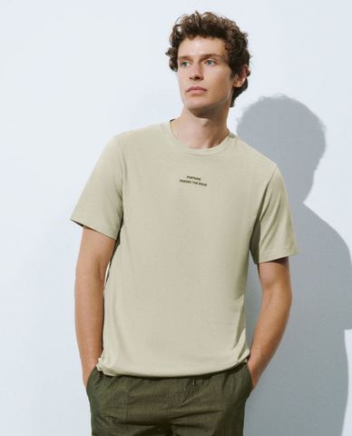  URBAN REVIVO - Áo thun nam cổ tròn tay ngắn Straight 