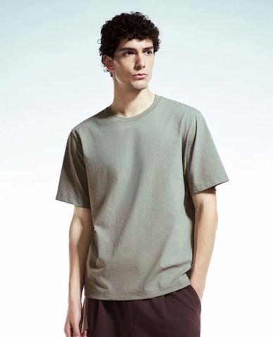  URBAN REVIVO - Áo thun nam cổ tròn tay ngắn Crew Neck Straight 