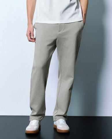  URBAN REVIVO - Quần nam ống đứng lưng thun Straight 