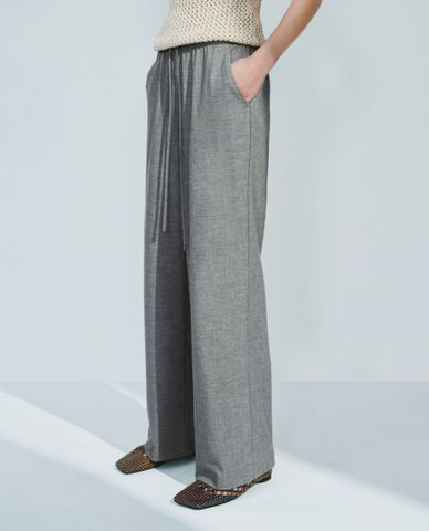  URBAN REVIVO - Quần nữ ống rộng lưng thun cá tính 