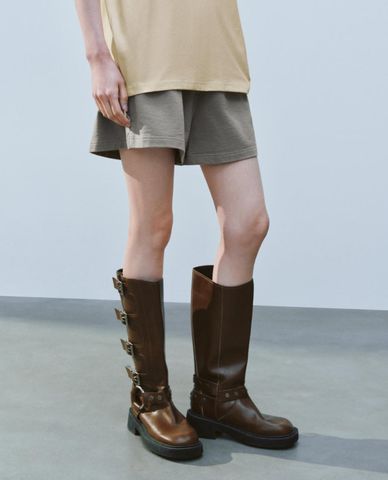  URBAN REVIVO - Quần short nữ ống rộng lưng thun 