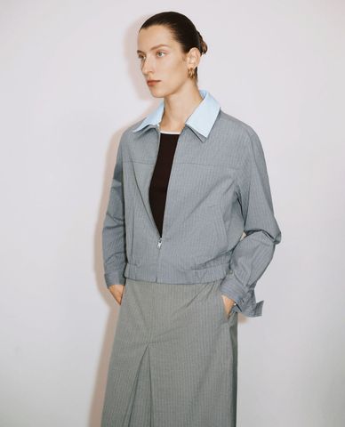  URBAN REVIVO - Áo khoác bomber nữ cổ bẻ hiện đại 