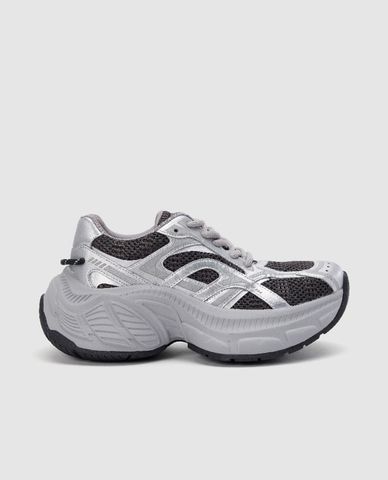  URBAN REVIVO - Giày sneakers nữ cổ thấp Dad 