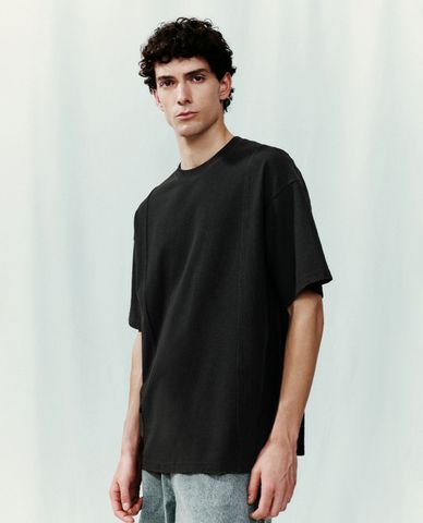  URBAN REVIVO - Áo thun nam cổ tròn tay ngắn Crew Neck Straight 