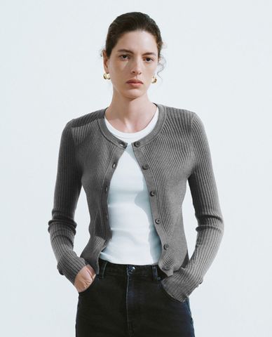 URBAN REVIVO - Áo khoác cardigan nữ cổ tròn tay dài hiện đại 