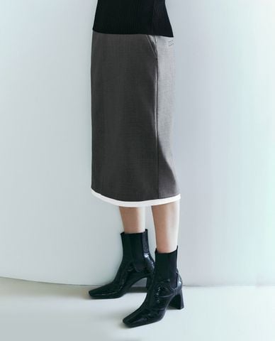  URBAN REVIVO - Chân váy phom suông midi xẻ tà trang nhã 