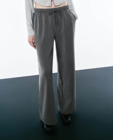  URBAN REVIVO - Quần nữ ống rộng lưng thun thời thượng 