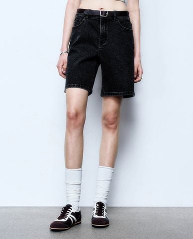  URBAN REVIVO - Quần short jeans nữ ống rộng cá tính 