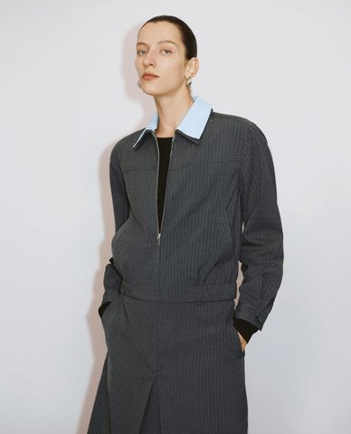  URBAN REVIVO - Áo khoác bomber nữ cổ bẻ hiện đại 