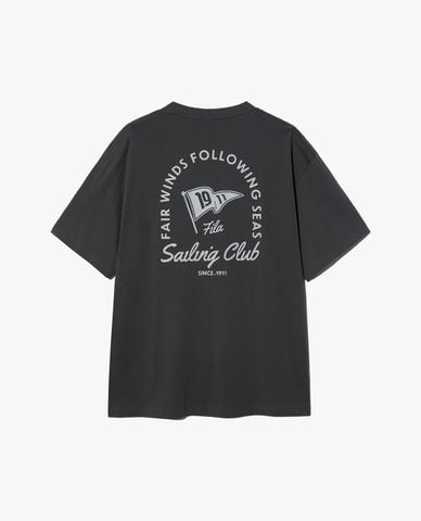  FILA - Áo thun unisex cổ tròn tay ngắn Sailing Flag Graphic 