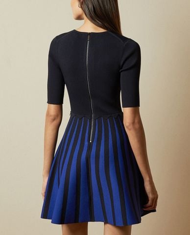  TED BAKER - Đầm mini tay ngắn cổ tròn Salyee 