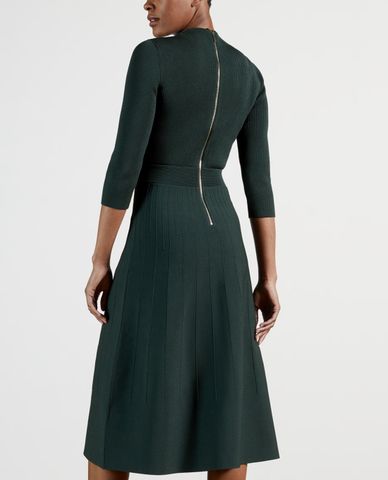  TED BAKER - Đầm midi tay dài cổ trụ High Neck Knitted 