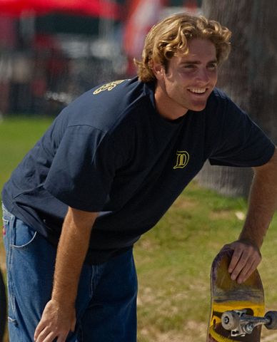  DICKIES - Áo thun nam cổ tròn tay ngắn Guy Mariano Graphic 