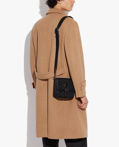  COACH - Túi đeo chéo nam chữ nhật nắp gập hiện đại 