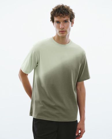  URBAN REVIVO - Áo thun nam cổ tròn tay ngắn Printed 