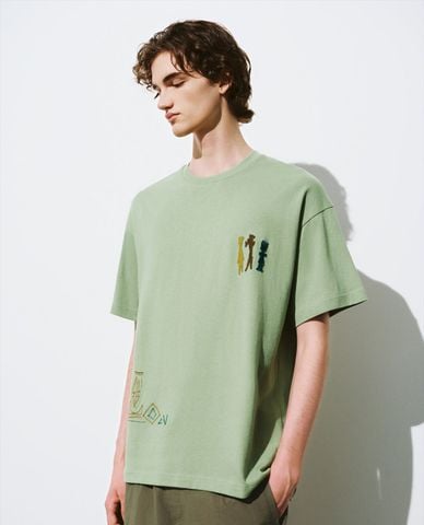  URBAN REVIVO - Áo thun nam cổ tròn tay ngắn Printed 