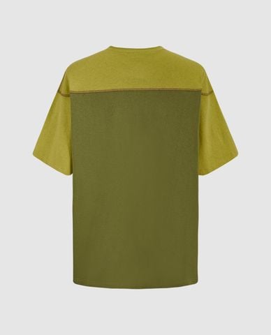  URBAN REVIVO - Áo thun nam cổ tròn tay ngắn phối màu cá tính 
