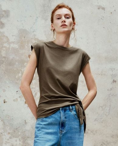  URBAN REVIVO - Áo kiểu nữ cổ tròn thắt nơ nữ tính 