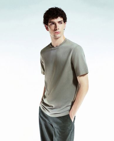  URBAN REVIVO - Áo thun nam cổ tròn tay ngắn Straight 