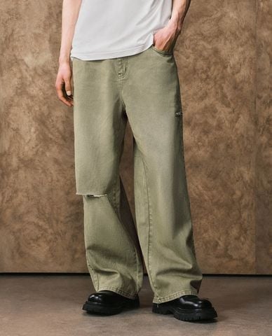  URBAN REVIVO - Quần jeans nam ống rộng hiện đại 