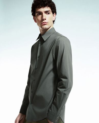  URBAN REVIVO - Áo sơ mi nam cổ bẻ tay dài Button Up Straight 