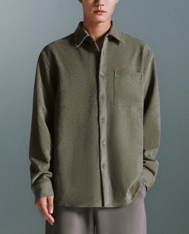  URBAN REVIVO - Áo sơ mi nam cổ bẻ tay dài Bottom Up Loose 