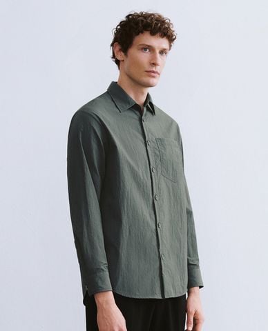  URBAN REVIVO - Áo sơ mi nam cổ bẻ tay dài Button Up Loose 