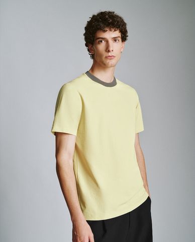  URBAN REVIVO - Áo thun nam cổ tròn tay ngắn Straight 