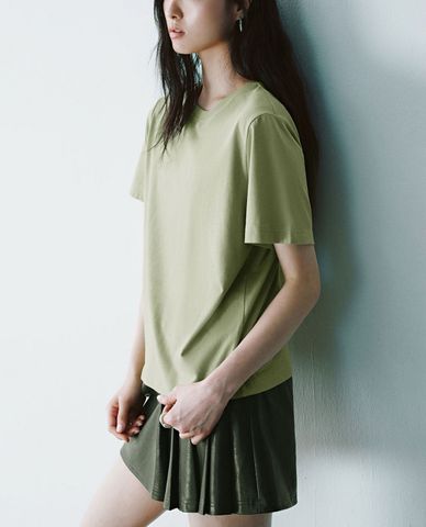  URBAN REVIVO - Áo thun nữ cổ tròn tay ngắn 