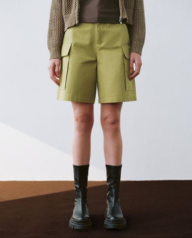  URBAN REVIVO - Quần short nữ ngang gối Leisure 