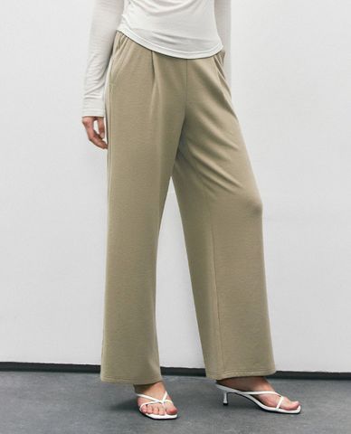  URBAN REVIVO - Quần nữ ống rộng xếp li thanh lịch 