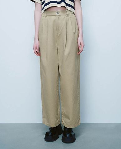  URBAN REVIVO - Quần nữ ống rộng xếp li thanh lịch 