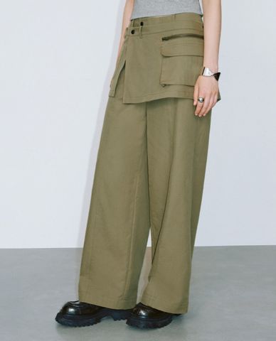  URBAN REVIVO - Quần nữ ống rộng phối túi hộp cá tính 2 In 1 